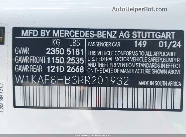 W1KAF8HB3RR201932 2024 MERCEDES-BENZ AMG C 43 White Widok komory silnika
