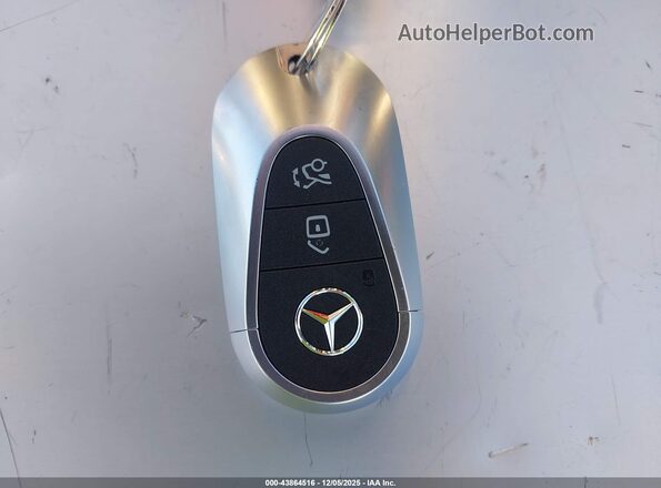 W1KMJ4HB3RF035112 2024 MERCEDES-BENZ CLE 300 Blue Widok deski rozdzielczej