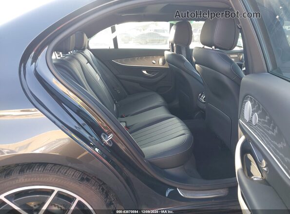 W1KZF5KB4MA878375 2021 MERCEDES-BENZ E-CLASS Black Widok naklejki z numerem VIN