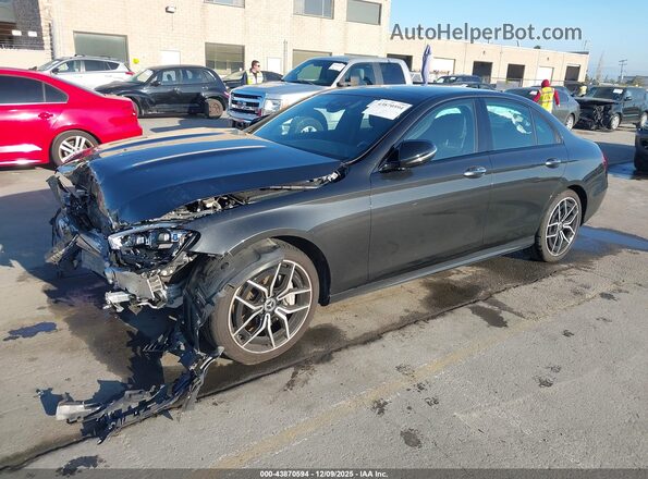 W1KZF5KB4MA878375 2021 MERCEDES-BENZ E-CLASS Black Przód lewy