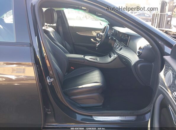 W1KZF5KB4MA878375 2021 MERCEDES-BENZ E-CLASS Black Widok wnętrza z przodu
