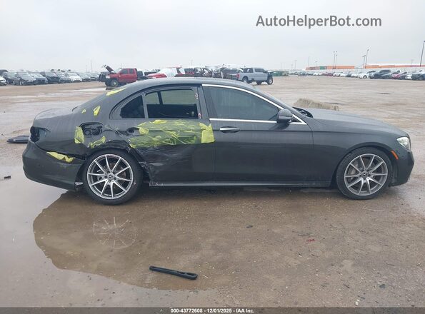 W1KZF8DB0PB101365 2023 MERCEDES-BENZ E-CLASS Черный Панорамный вид салона 360°