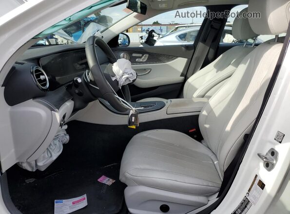 W1KZF8DB1PB173577 2023 MERCEDES-BENZ E Белый Вид салона спереди