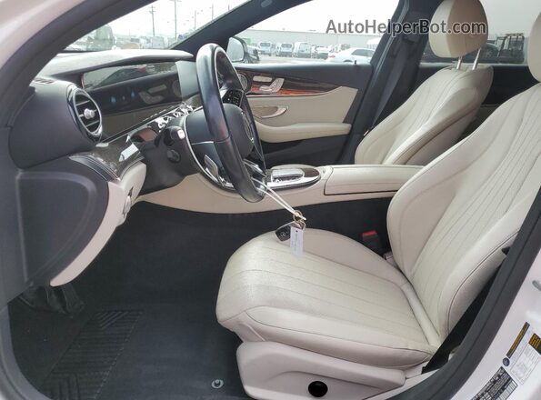 W1KZF8DB2MA994818 2021 MERCEDES-BENZ E White Widok wnętrza z przodu