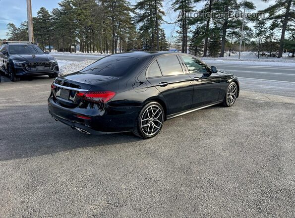 W1KZF8DB7MA962544 2021 MERCEDES-BENZ E Черный Передняя правая четверть