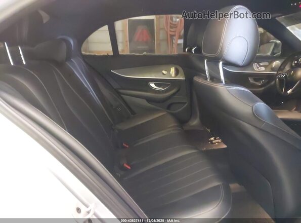 W1KZF8EB0MA928959 2021 MERCEDES-BENZ E-CLASS Silver Вид наклейки з VIN-кодом