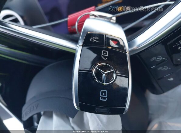 W1KZF8EB0NB025433 2022 MERCEDES-BENZ E-CLASS White Vista del salpicadero