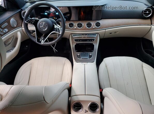 W1KZF8EB3PB189438 2023 MERCEDES-BENZ E Синий Вид панели приборов