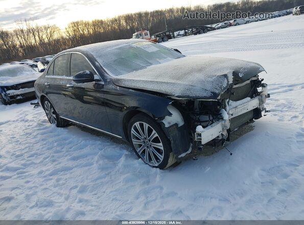 W1KZF8EB7LA844930 2020 MERCEDES-BENZ E-CLASS Черный Передняя правая четверть