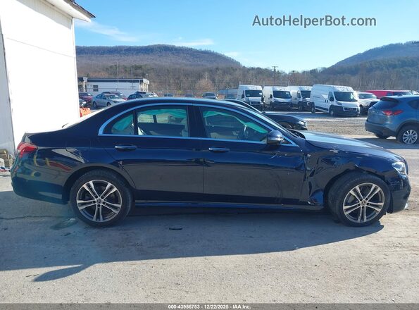 W1KZF8EB8MA922939 2021 MERCEDES-BENZ E-CLASS Dark Blue Vista interior trasera