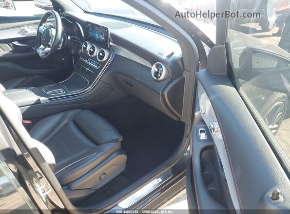 W1N0G6EBXMF992006 2021 MERCEDES-BENZ AMG GLC 43 Черный Вид салона спереди