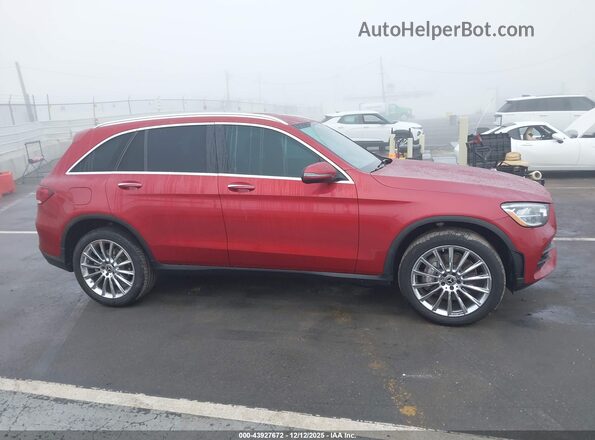 W1N0G8DB7LF799260 2020 MERCEDES-BENZ GLC 300 Red Rear interior view