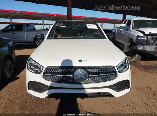 W1N0G8EB9MF869065 2021 MERCEDES-BENZ GLC 300 Белый Вид щитка приборов