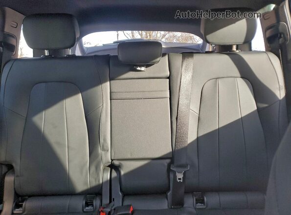 W1N9M0CB0SN132957 2025 MERCEDES-BENZ EQB Серебряный Вид задних сидений