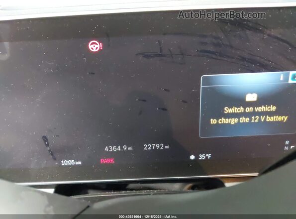 W1NKM4HB4PF044187 2023 MERCEDES-BENZ GLC 300 White Vista de los asientos traseros