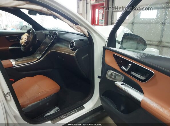 W1NKM4HB4PF044187 2023 MERCEDES-BENZ GLC 300 White Vista interior delantera