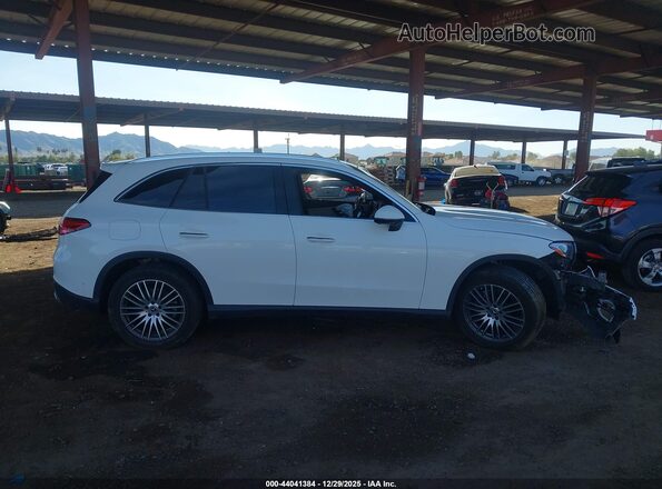 W1NKM4HB8RF200301 2024 MERCEDES-BENZ GLC 300 White Vista del cuadro de instrumentos