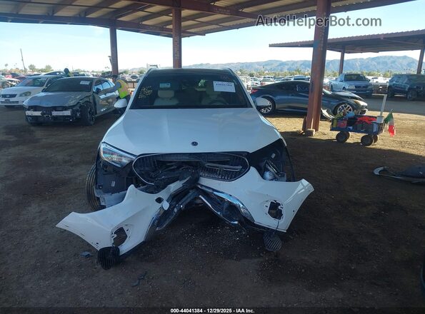 W1NKM4HB8RF200301 2024 MERCEDES-BENZ GLC 300 White Vista del salpicadero