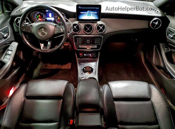 W1NTG4EB5LU030868 2020 MERCEDES-BENZ GLA Black Dashboard view