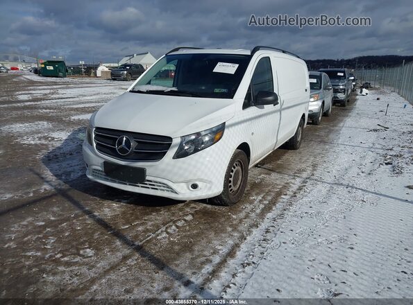 W1YV0CEY5P4264321 2023 MERCEDES-BENZ METRIS Белый Передняя левая четверть