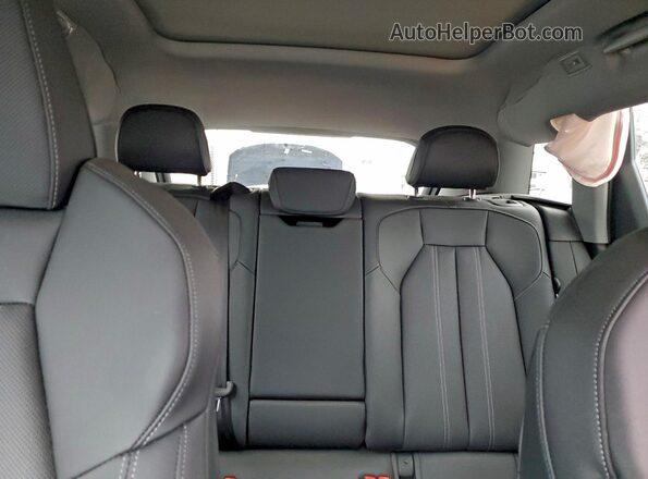 WA122BGF5SA022222 2025 AUDI OTHER Blue Widok tylnych siedzeń