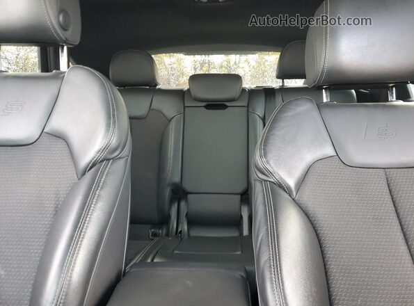 WA124AFY7N2062243 2022 AUDI SQ5 Белый Вид задних сидений