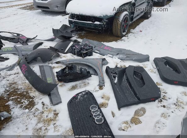 WA142BFZ2RP010038 2024 AUDI Q4 Серый Вид сзади