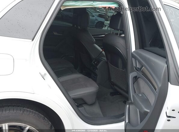 WA1A4AFY8P2033641 2023 AUDI SQ5 Белый Вид наклейки с VIN-кодом