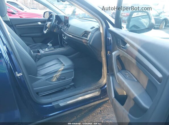 WA1AAAFY4M2006313 2021 AUDI Q5 Синий Вид салона спереди