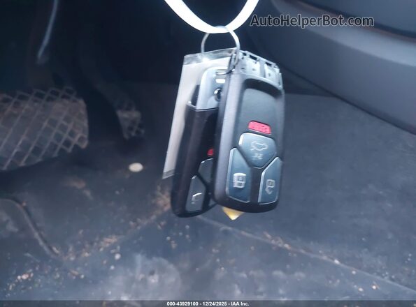 WA1AAAFY4M2006313 2021 AUDI Q5 Синий Вид панели приборов
