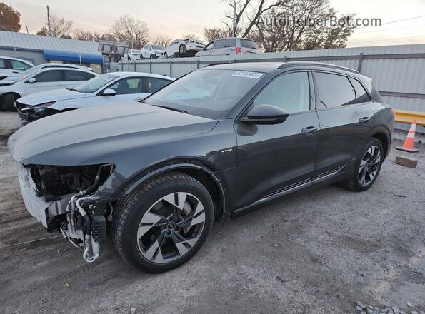 WA1AAAGE3MB013466 2021 AUDI E-TRON Gray წინა მარცხენა ხედი სამი მეოთხედიდან
