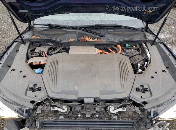 WA1AAAGE7MB013695 2021 AUDI E-TRON Blue ძრავის განყოფილების ხედი