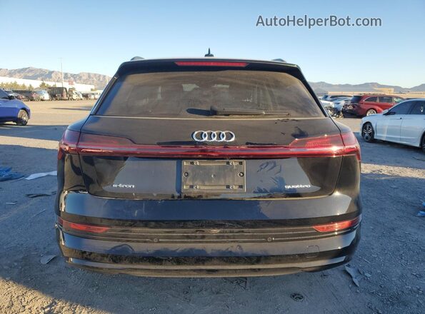 WA1AAAGE7MB022767 2021 AUDI E-TRON Black უკანა ხედი