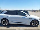 2022 Audi E-tron Premium Quattro Белый vin: WA1AABGE0NB023671