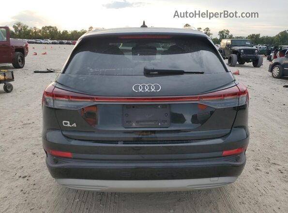 WA1ACBFZ8PP080222 2023 AUDI Q4 Черный Вид сзади