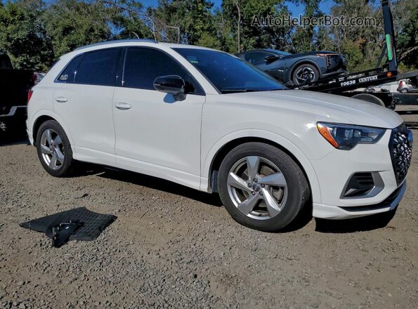 WA1AECF33K1079227 2019 AUDI Q3 Белый Передняя правая четверть