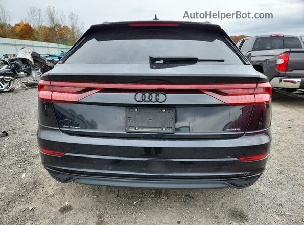 WA1AVAF15MD014500 2021 AUDI Q8 Black Вид ззаду