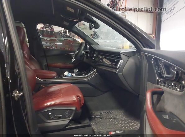 WA1AWBF78MD034215 2021 AUDI SQ7 Black Widok wnętrza z przodu