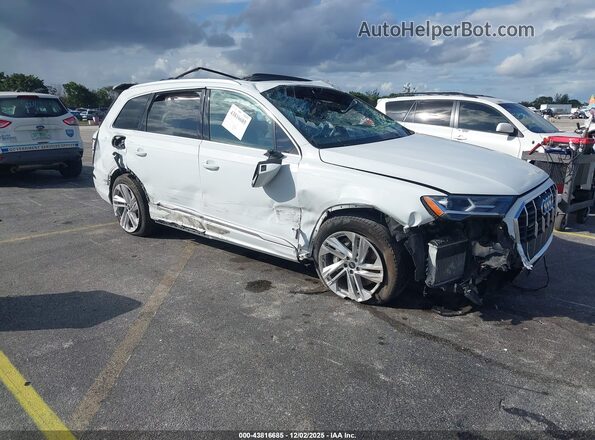 WA1AXBF79ND002744 2022 AUDI Q7 Белый Передняя правая четверть