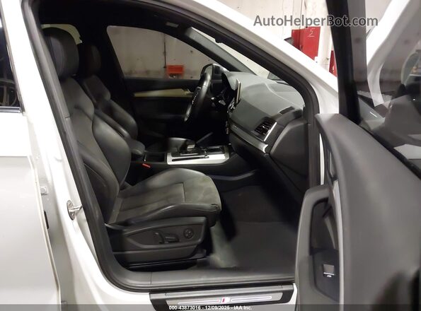 WA1B4AFY2L2061966 2020 AUDI SQ5 White Vista interior delantera
