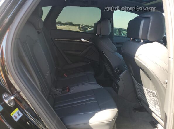 WA1B4AFY3M2014317 2021 AUDI SQ5 Black Widok wnętrza z tyłu