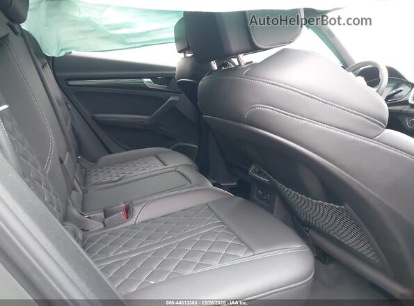 WA1B4AFY4P2164246 2023 AUDI SQ5 Gray VIN sticker view