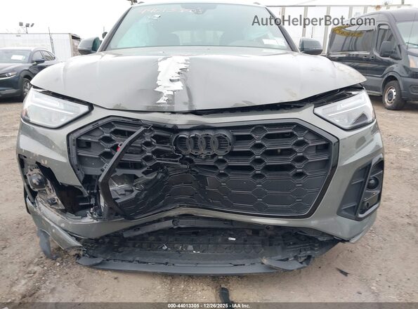 WA1B4AFY4P2164246 2023 AUDI SQ5 Gray Front view