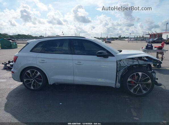 WA1B4AFYXR2089832 2024 AUDI SQ5 Белый Панорамный вид салона 360°