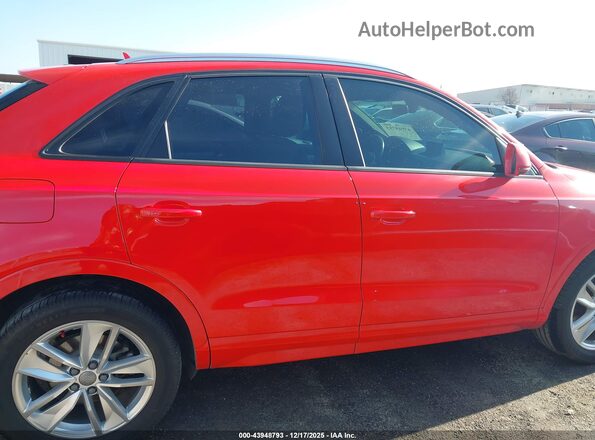 WA1BCCFS8HR004180 2017 AUDI Q3 Красный Вид задней части салона