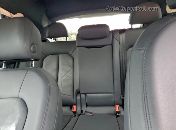 WA1BECF38K1087151 2019 AUDI Q3 Серый Вид задних сидений