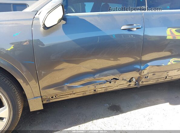 WA1BVAF17KD040646 2019 AUDI Q8 Gray Vista frontal