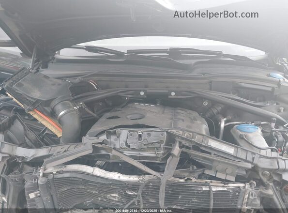 WA1C2AFP5HA095592 2017 AUDI Q5 Black Widok z tyłu