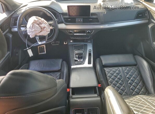 WA1C4AFY2K2095022 2019 AUDI SQ5 Белый Вид панели приборов