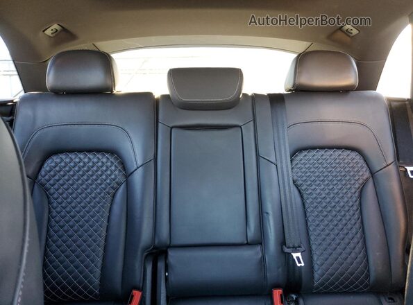 WA1CCAFP7HA062283 2017 AUDI SQ5 Silver Հետևի նստատեղերի տեսք